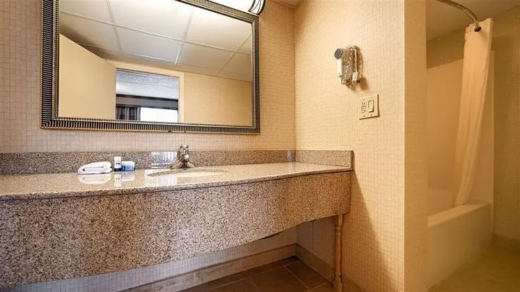 Best Western Hazlet Inn