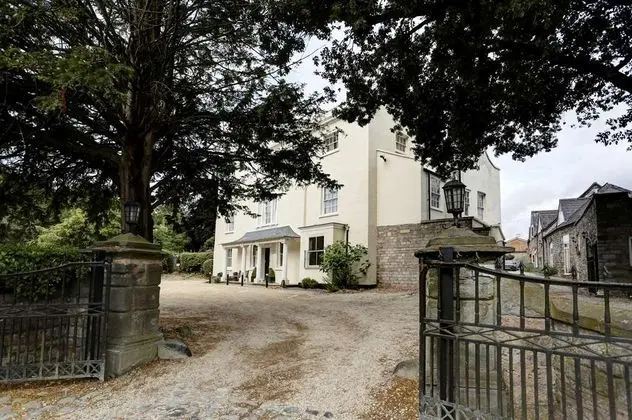 Best Western Henbury Lodge Hotel