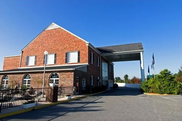 Best Western Hendersonville Inn