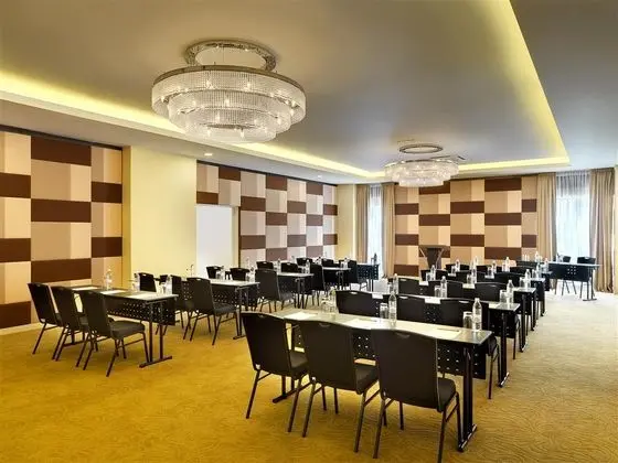 Best Western I-City - İş / Konferans