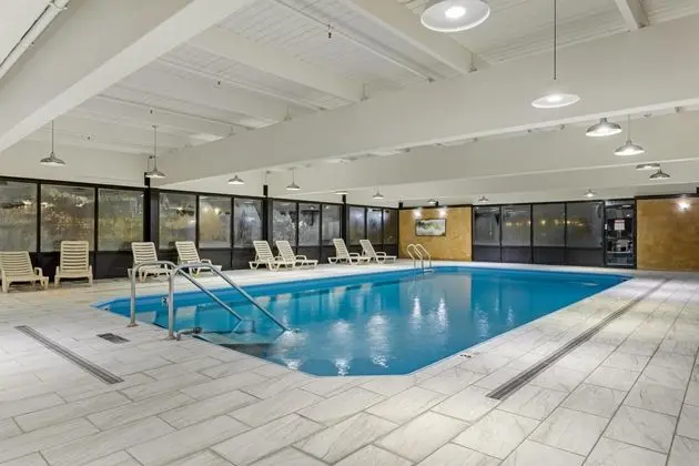 Best Western Inn At Hunt'S Landing - Havuz