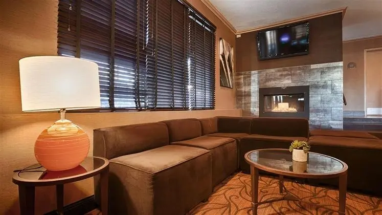 Best Western Innsuites Phoenix Hotel & Suites - Lobi