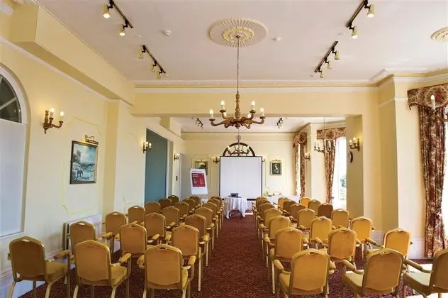 Best Western Lansdowne