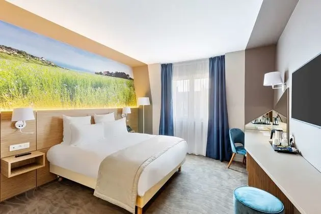 BEST WESTERN Le Beffroi - 1
