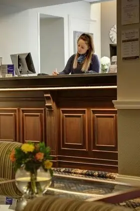 Best Western Lichfield City Centre The George Hotel - Lobi