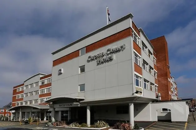 Best Western Manchester Altrincham Cresta Court Hotel - Dış Mekan