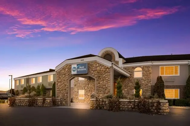 Best Western Mountain View Inn - Dış Mekan