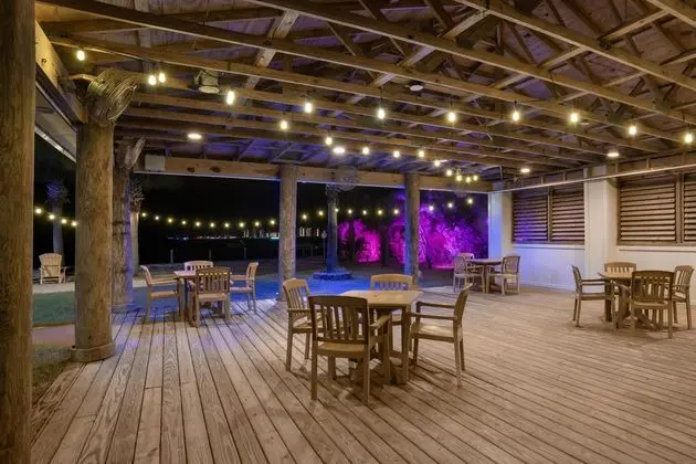 Best Western Navarre Waterfront - Dış Mekan