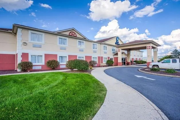 Best Western Nittany Inn Milroy - Dış Mekan