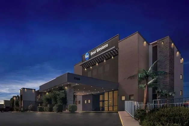 Best Western The Oasis at Joplin - Dış Mekan