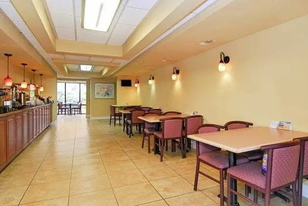 Best Western Ocean Sands Beach Resort