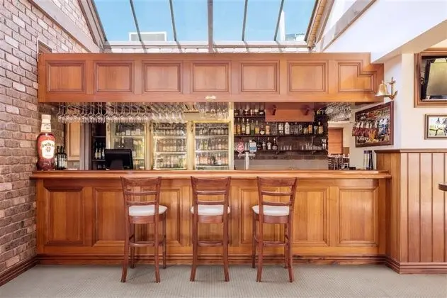 BEST WESTERN Olde Maritime Motor Inn - Bar
