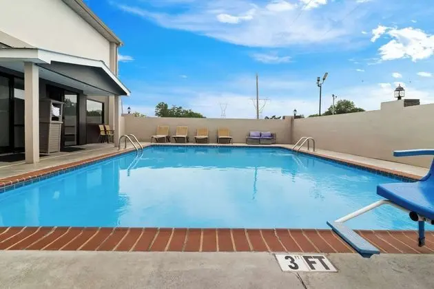 Best Western Paducah Inn - Havuz