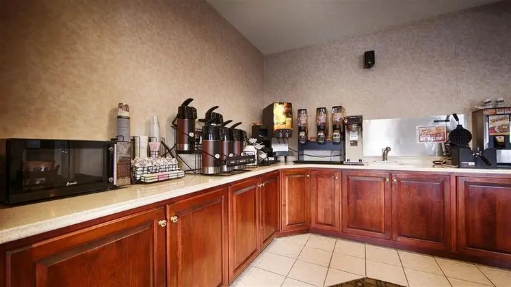 Best Western Paris Inn