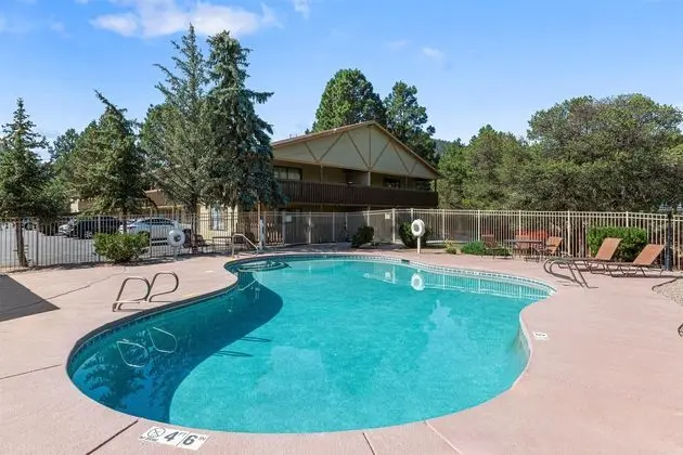 Best Western Pine Springs Inn - Havuz