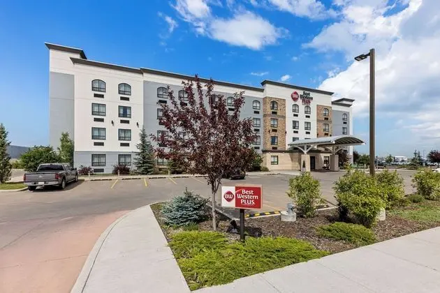 Best Western Plus Airdrie Gateway - Dış Mekan