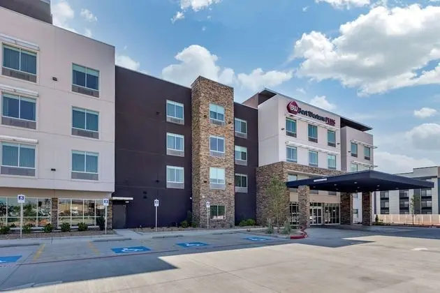 Best Western Plus Amarillo East Hotel - Dış Mekan