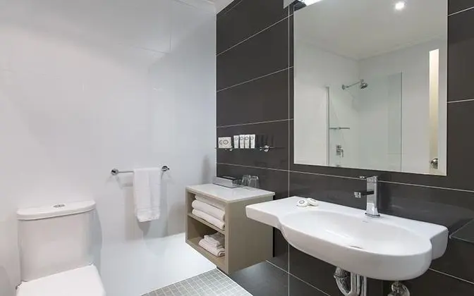Best Western Plus Apollo International Hotel