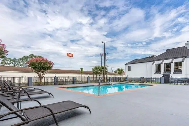 Best Western Plus Arbour Inn & Suites - Havuz