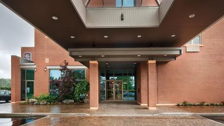 Best Western Plus The Arden Park Hotel