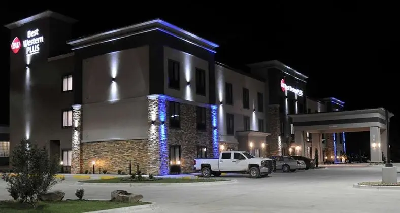 BEST WESTERN Plus Ardmore Inn & Suites