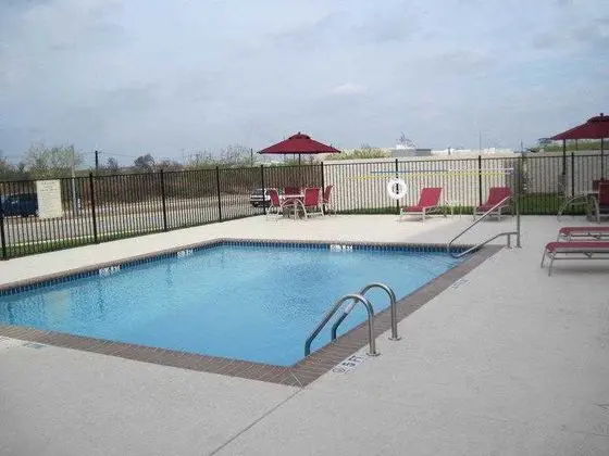 Best Western Plus Austin Airport Inn & Suites