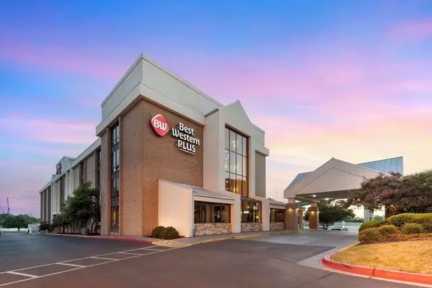 Best Western Plus Austin Central - Dış Mekan