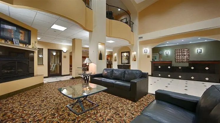 Best Western Plus Barsana Hotel & Suites - Lobi