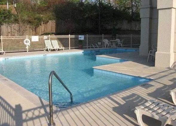 Best Western Plus Belle Meade Inn & Suites