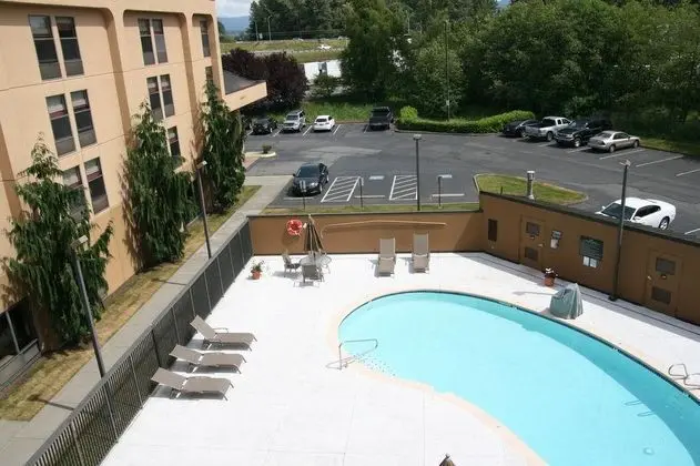 Best Western Plus Bellingham Airport Hotel