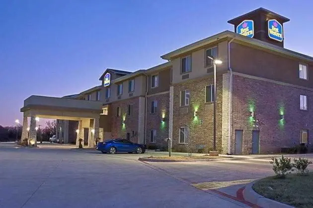 Best Western Plus Bowie Inn & Suites - Genel