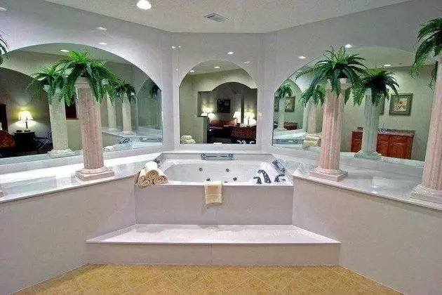 Best Western Plus Bradbury Inn & Suites