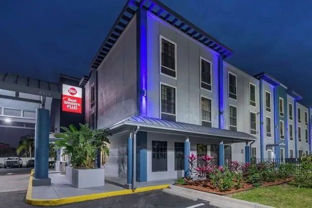 Best Western Plus Bradenton Gateway Hotel - Dış Mekan