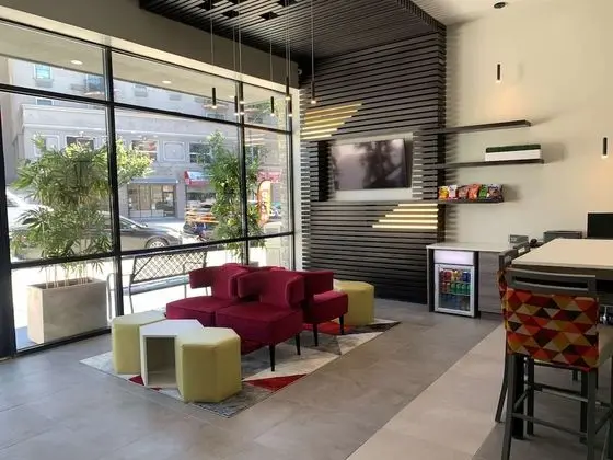 Best Western Plus Brooklyn-Prospect Park - Lobi