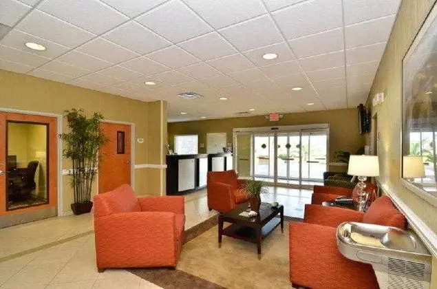Best Western Plus Brunswick Inn & Suites