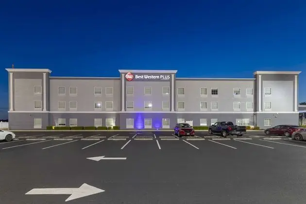 Best Western Plus Brunswick Inn & Suites - Öne Çıkan Resim