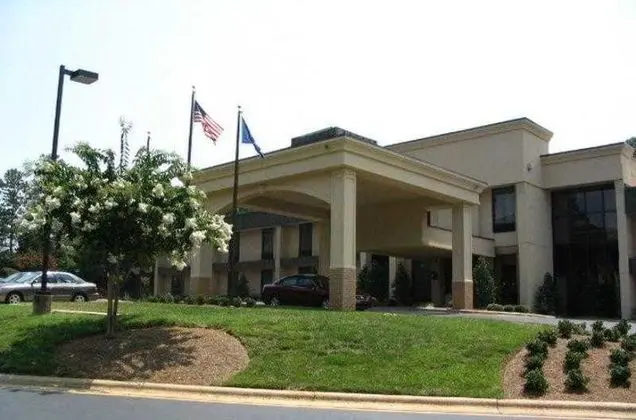 Best Western Plus Cary Inn - NC State