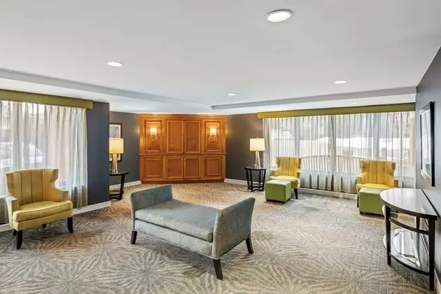 Best Western Plus Chelmsford Inn - Lobi