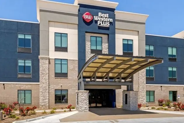 Best Western Plus Choctaw Inn & Suites - Dış Mekan