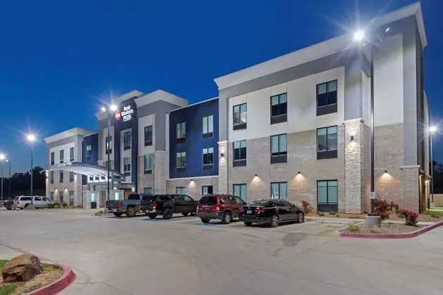 Best Western Plus Choctaw Inn & Suites - 1