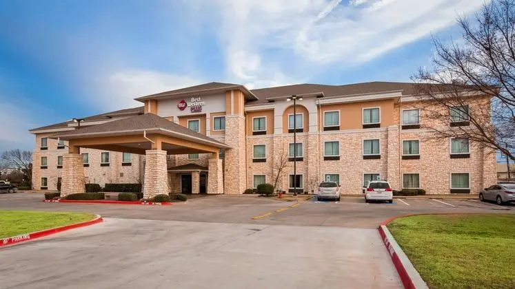 Best Western Plus Christopher Inn & Suites - Dış Mekan