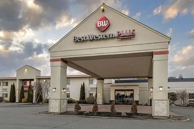 Best Western Plus Civic Center Inn - Dış Mekan