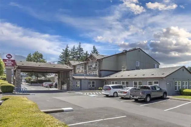 Best Western Plus Columbia River Inn - Dış Mekan