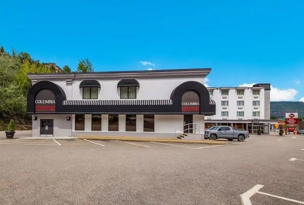 Best Western Plus Columbia River Hotel - Dış Mekan