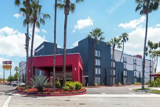 Best Western Plus Commerce Hotel - Dış Mekan