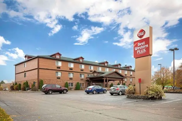 Best Western Plus Concord Inn - Dış Mekan