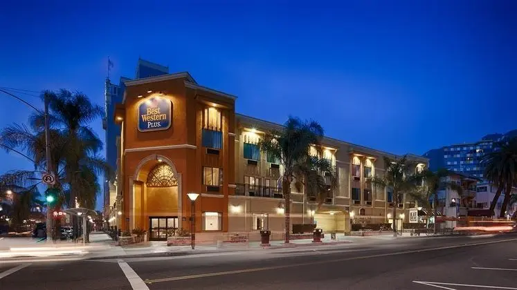 Best Western Plus Hotel At The Convention Center