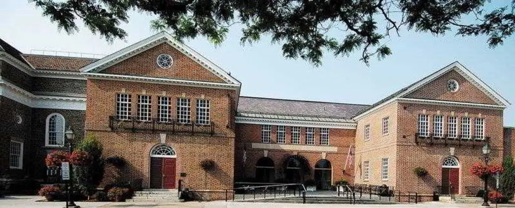 Best Western Plus Cooperstown Inn & Suites