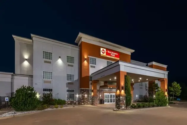 BEST WESTERN PLUS Coweta's 1st Hotel - Dış Mekan