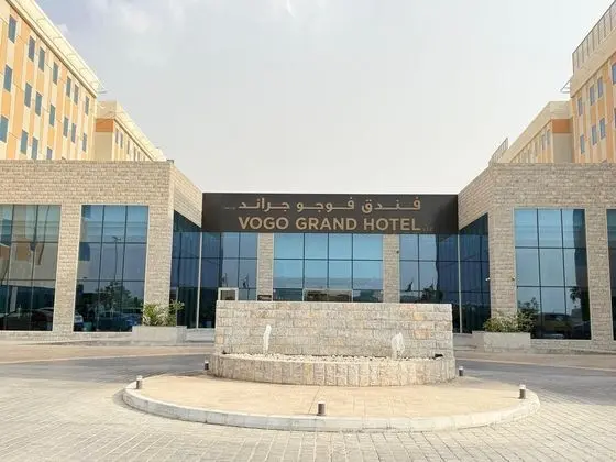 Best Western Plus Dubai Academic City - Dış Mekan